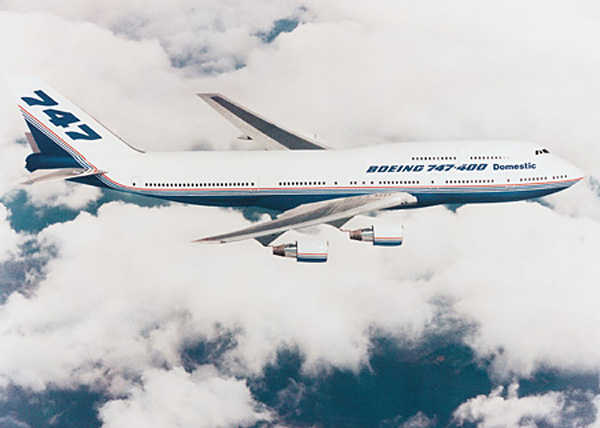 Boeing 747-400.jpg